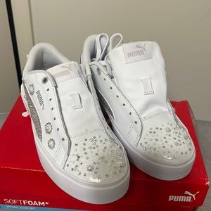 Women’s Size 6 New Custom Pumas